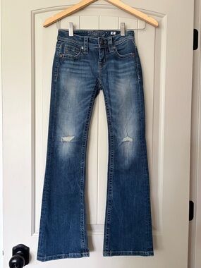 Miss Me Girls Bootcut Distressed Jeans Size 8 - Dark Wash Embroidered